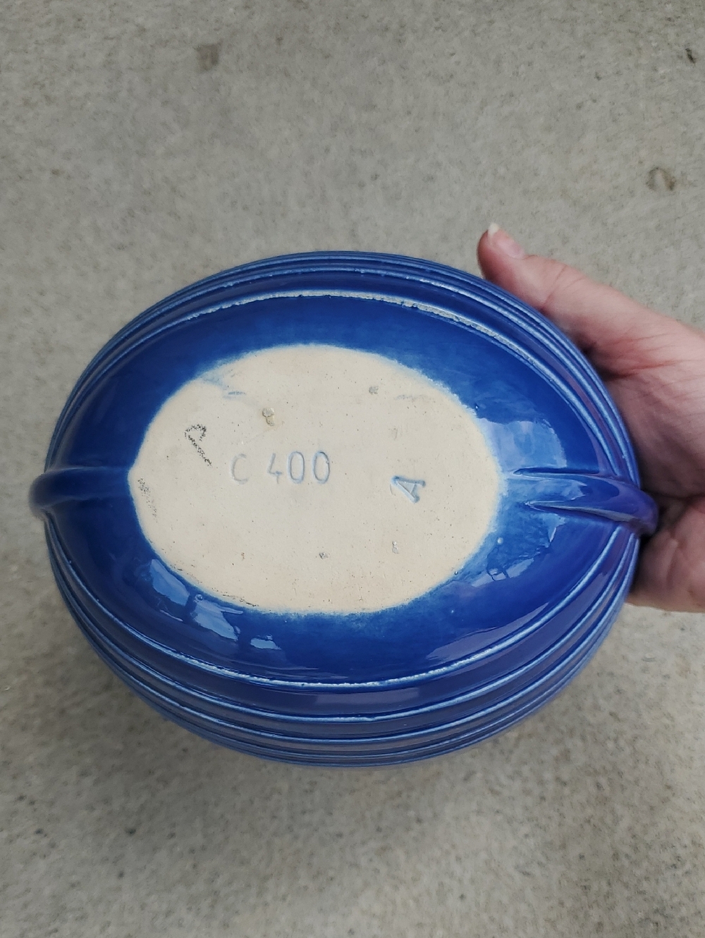Modern Blue Ridged Ceramic Bowl - Picture 5 of 6